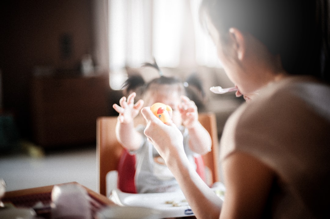 Hoe voeding en opvoeding hand in hand gaan